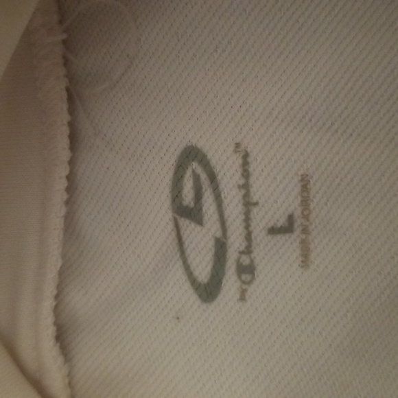 Champion - Picture 4 of 4